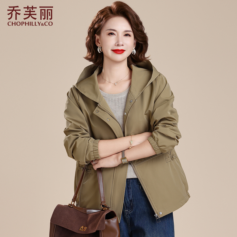 妈妈秋装2025新款外套小个子休闲夹克中老年女士春秋洋气大码风衣