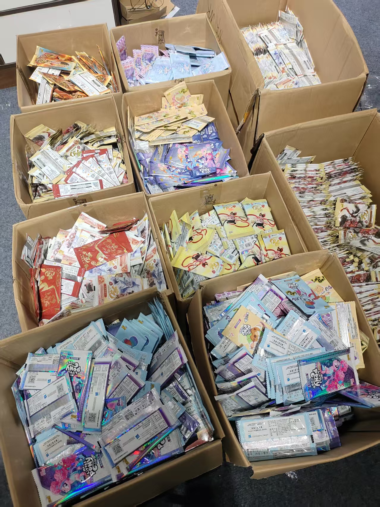 多IP小马宝莉哪吒电影魔童闹海高颜值卡片
