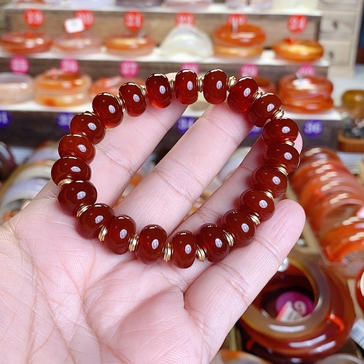 玛瑙/玉髓手镯未镶嵌旯*