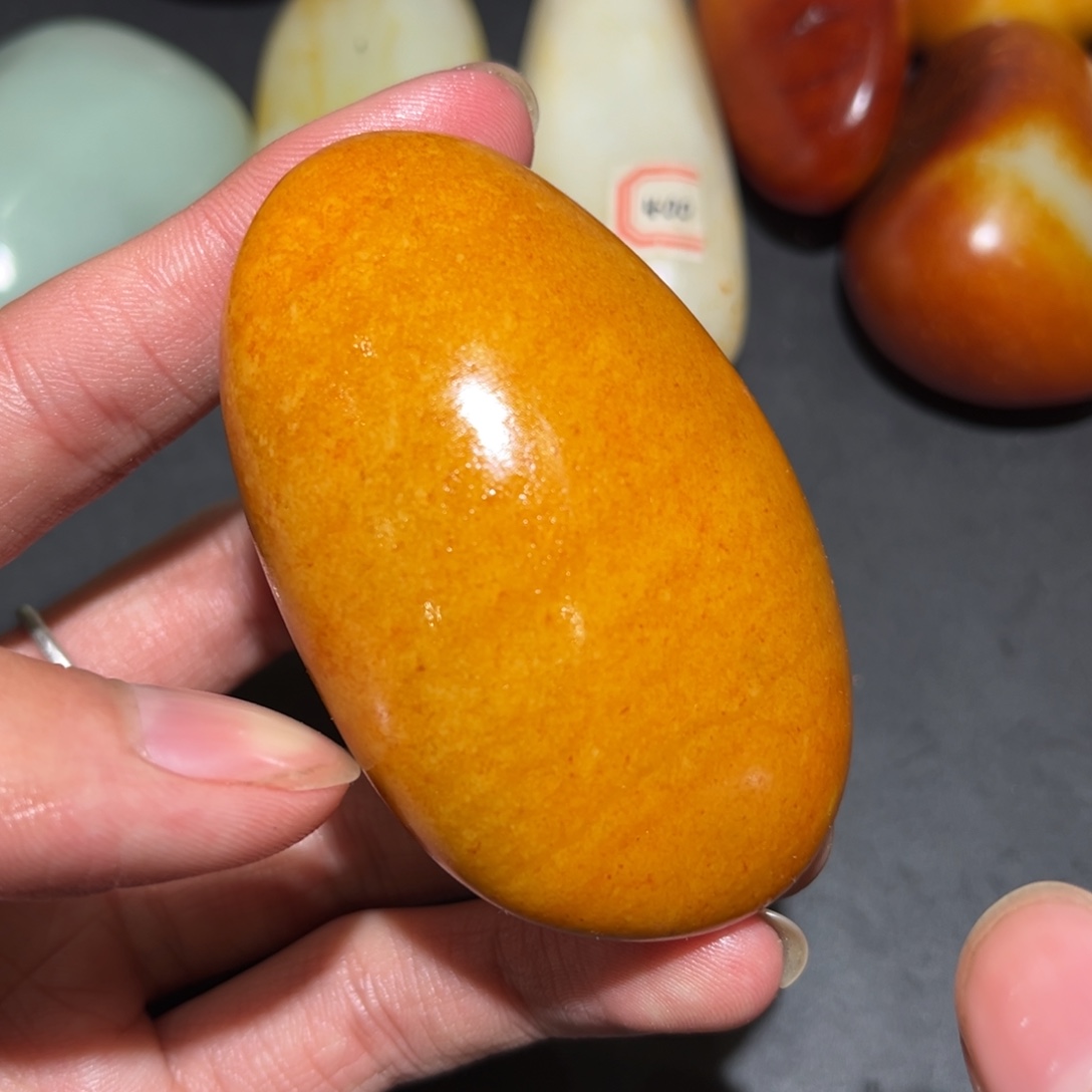 和田玉未镶嵌珠宝奇石