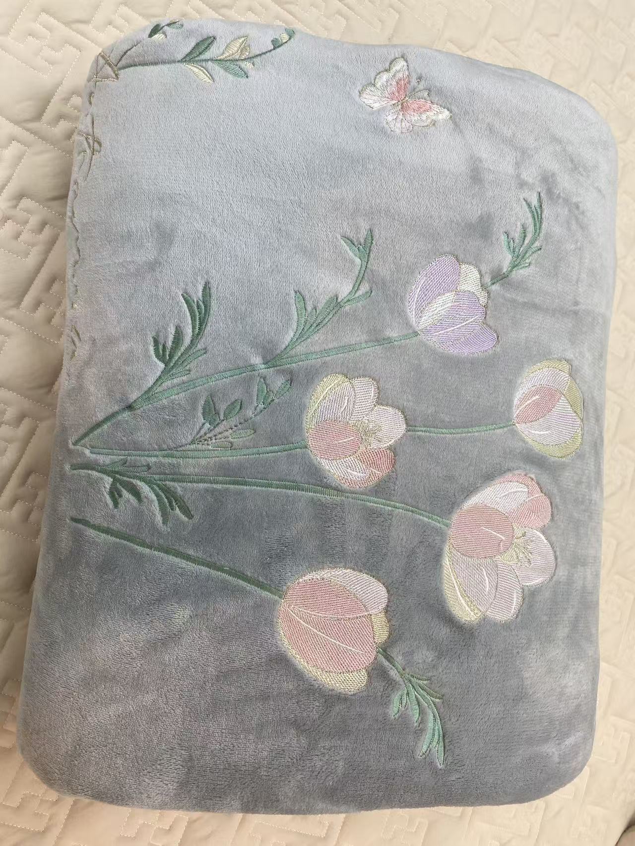 牛奶绒四件套新款刺绣加厚保暖升级款圆角荷叶边