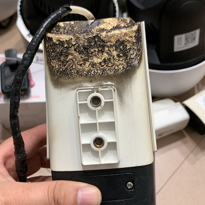 99新海康威视手机直连200万枪机瑕疵
