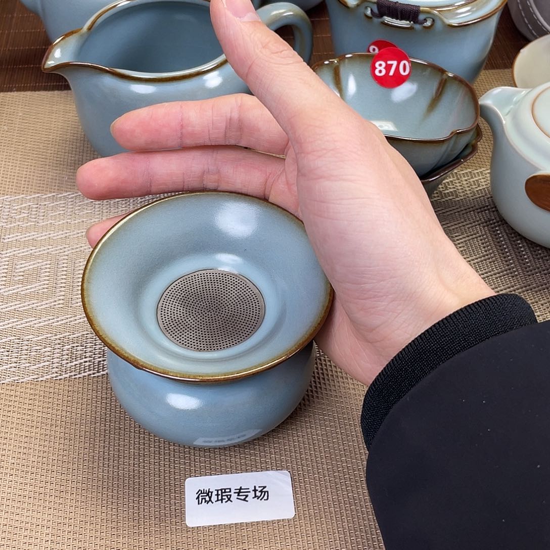 瓷片。。。。。。。。。。。。。。。