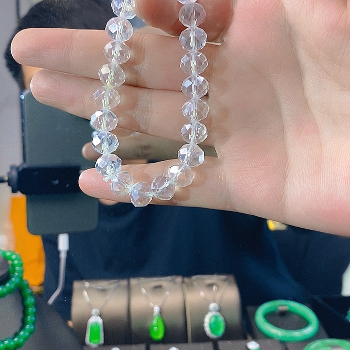 水晶手链未镶嵌白