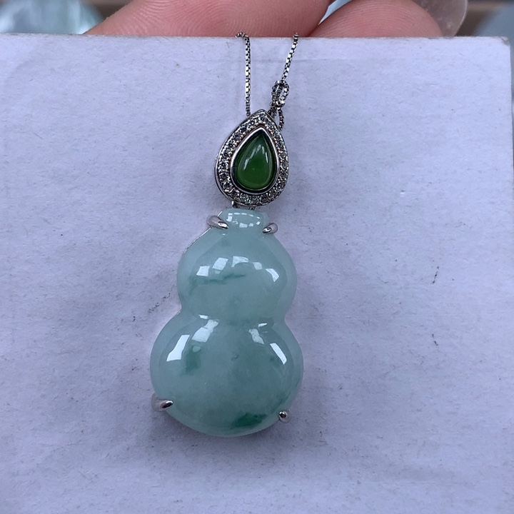 颈饰未镶嵌翡翠葫芦