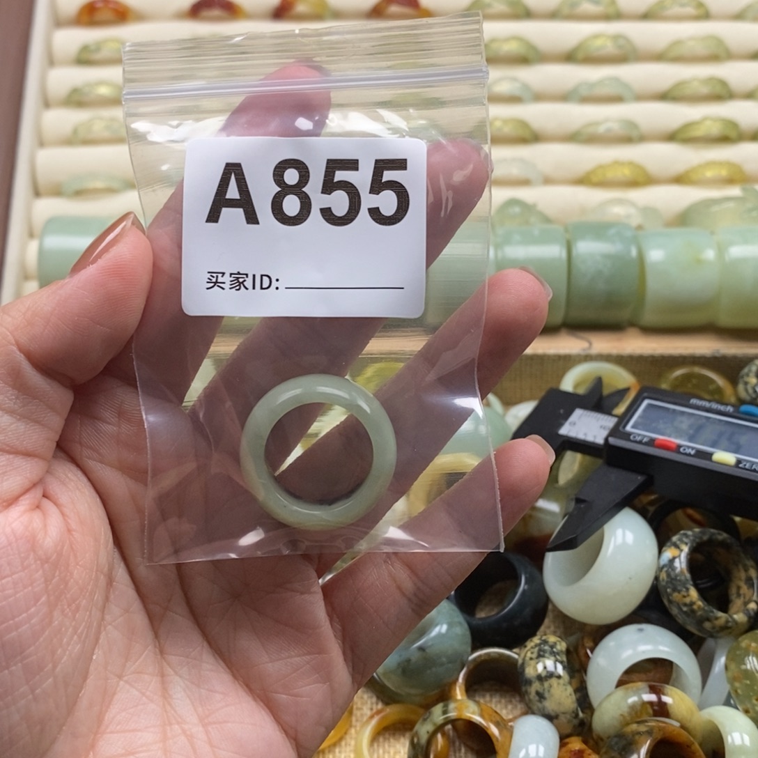 K***o蛇纹石玉未镶嵌戒指戒指