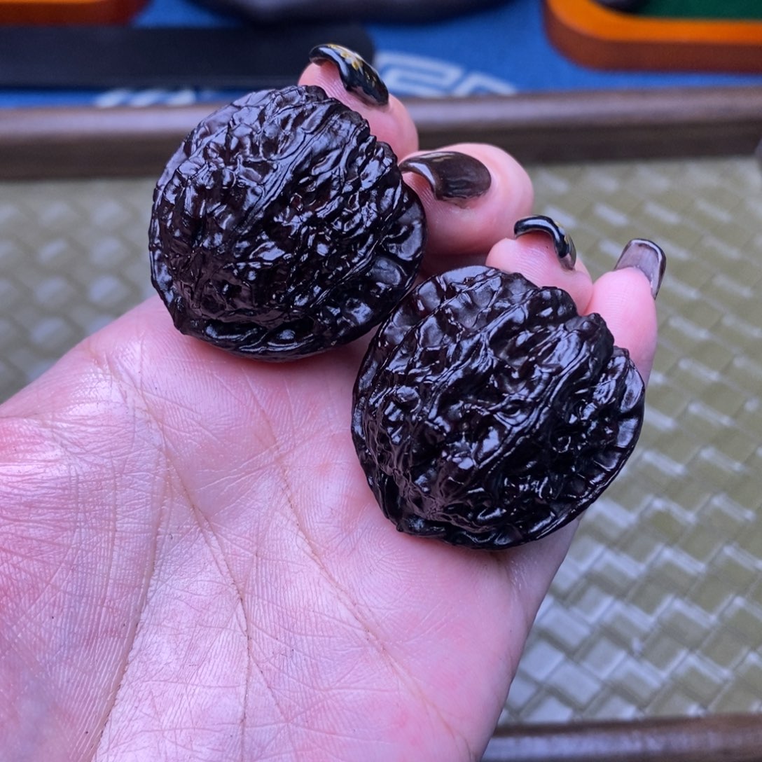 文玩核桃吊坠35白狮子