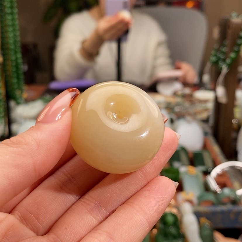 【闪购商品】吊坠(赠链)未镶嵌和田玉