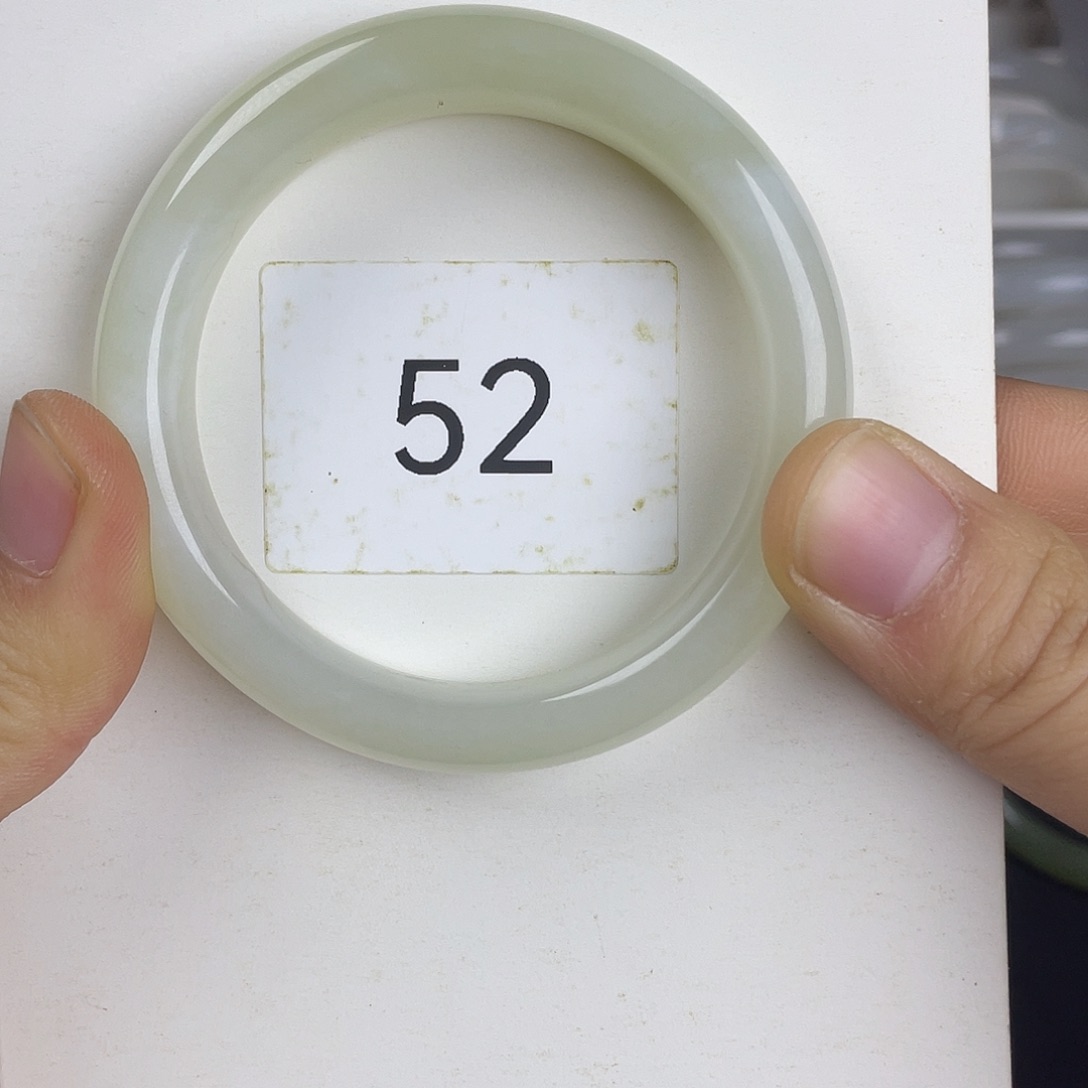 和田玉手镯未镶嵌不退不换无鉴赏期