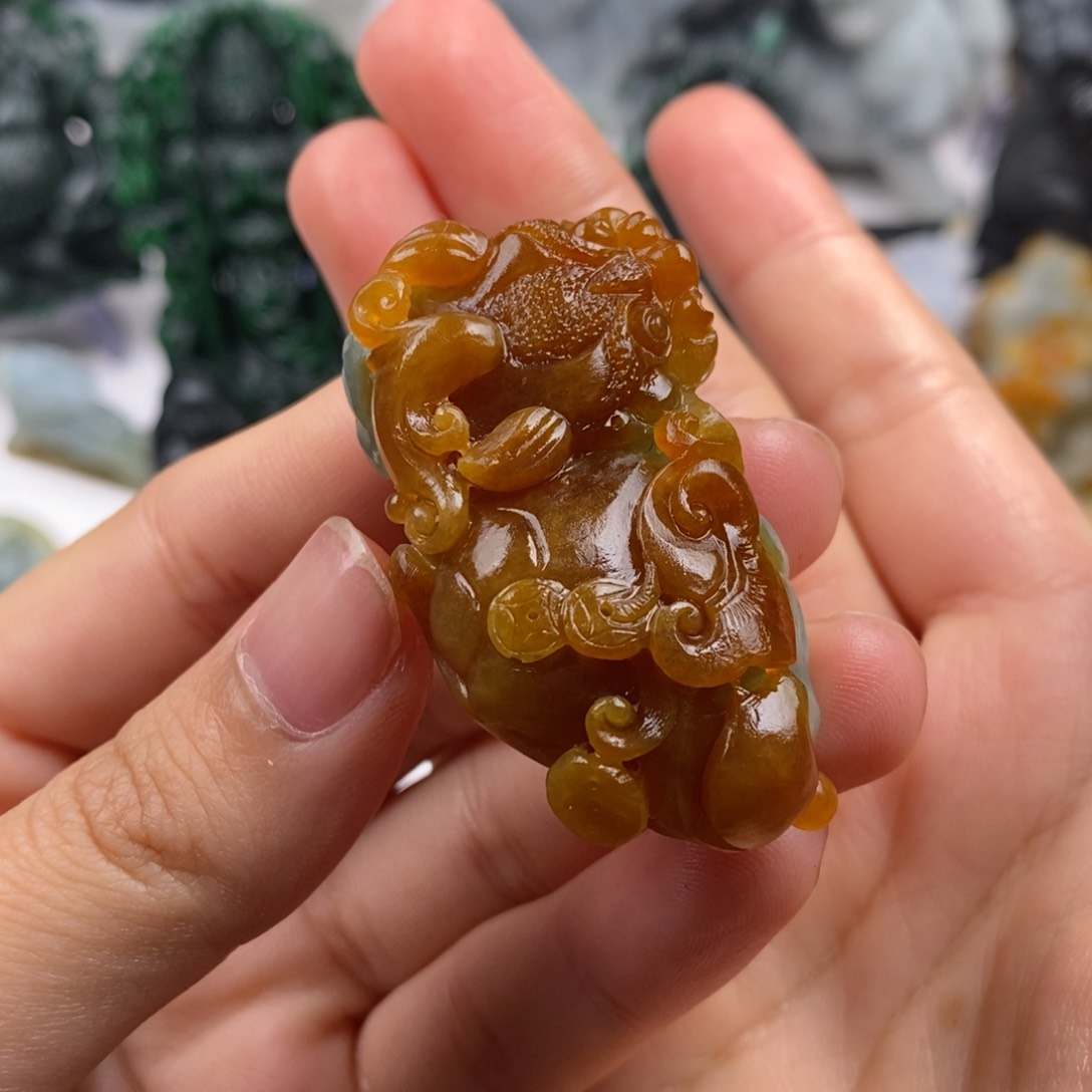 定制翡翠未镶嵌翡翠