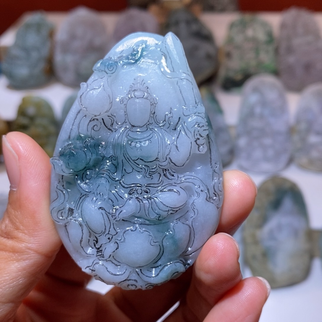 未镶嵌定制翡翠車****d