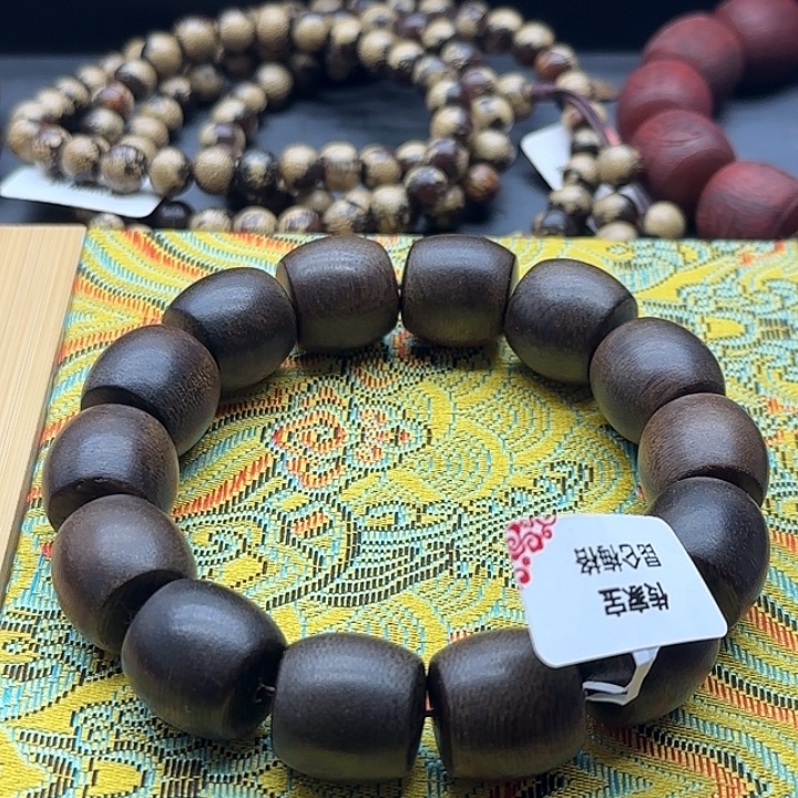 沉香沉香枕昆仑梅阁