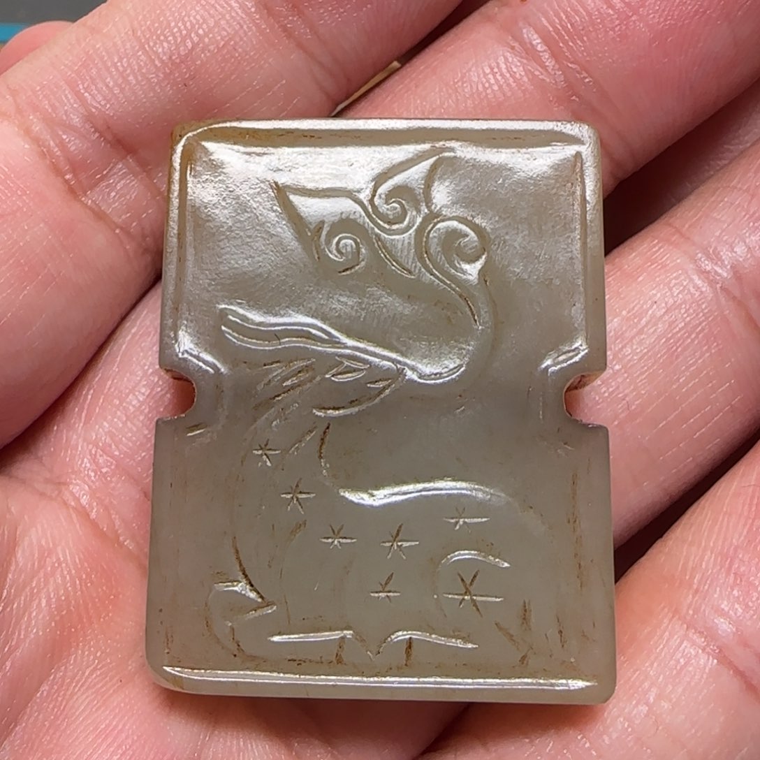 和田玉把件未镶嵌山***峰