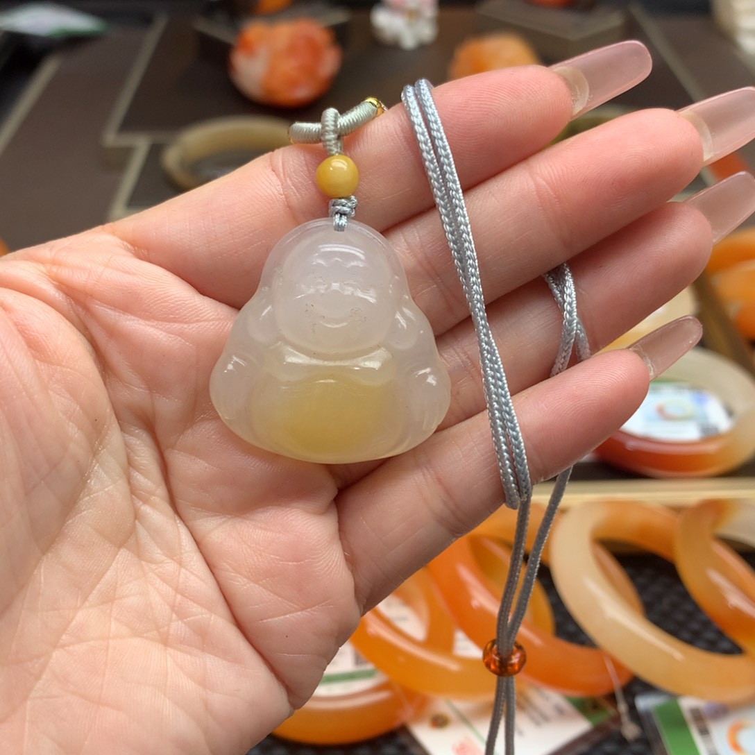 石英质玉（黄龙玉）项链未镶嵌