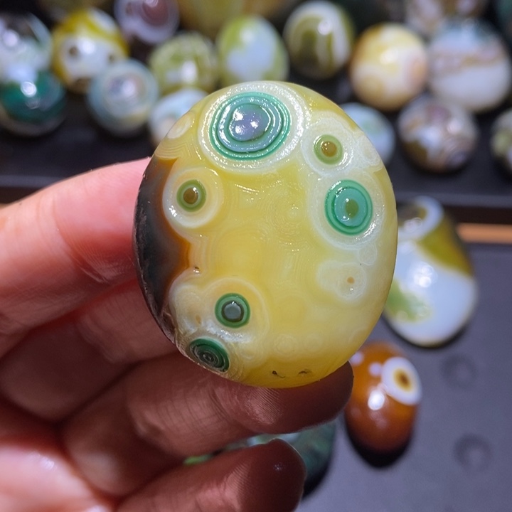 未镶嵌玛瑙/玉髓珠宝半成品140