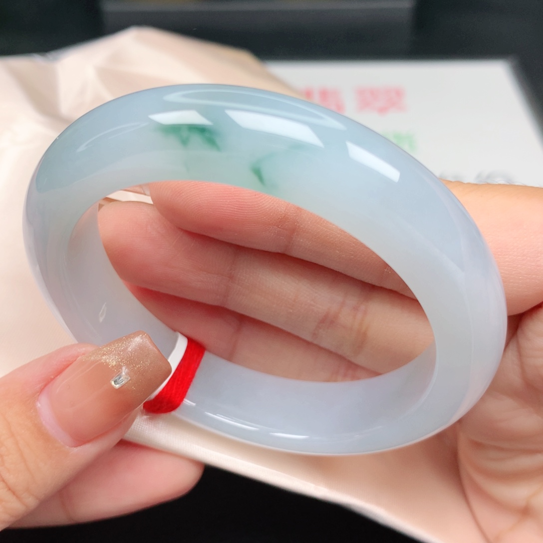 未镶嵌手镯翡翠55.56正圈 新货