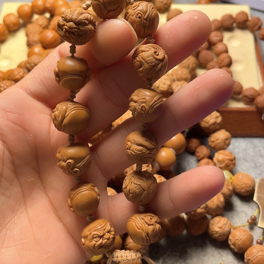 猴头核桃雕刻十二生肖恶僧