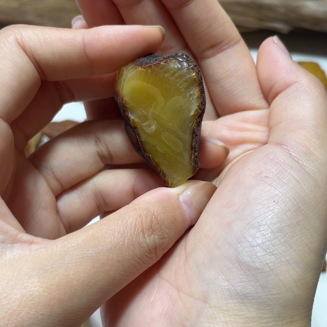 定制琥珀天然琥珀