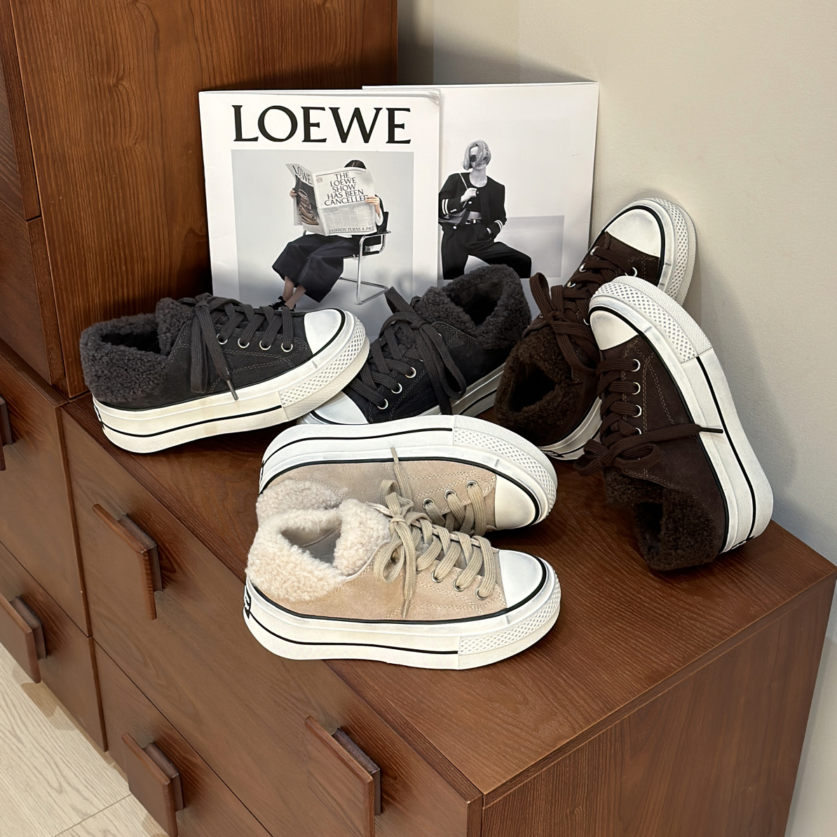 真皮两穿加绒板鞋女款2025冬季新款厚底做旧复古运动休闲毛毛棉鞋