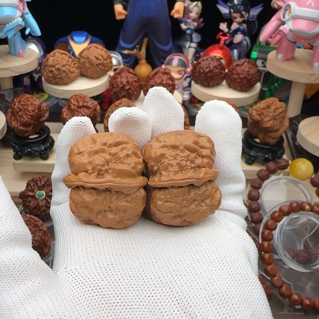 文玩核桃吊坠38全品蛤蟆头