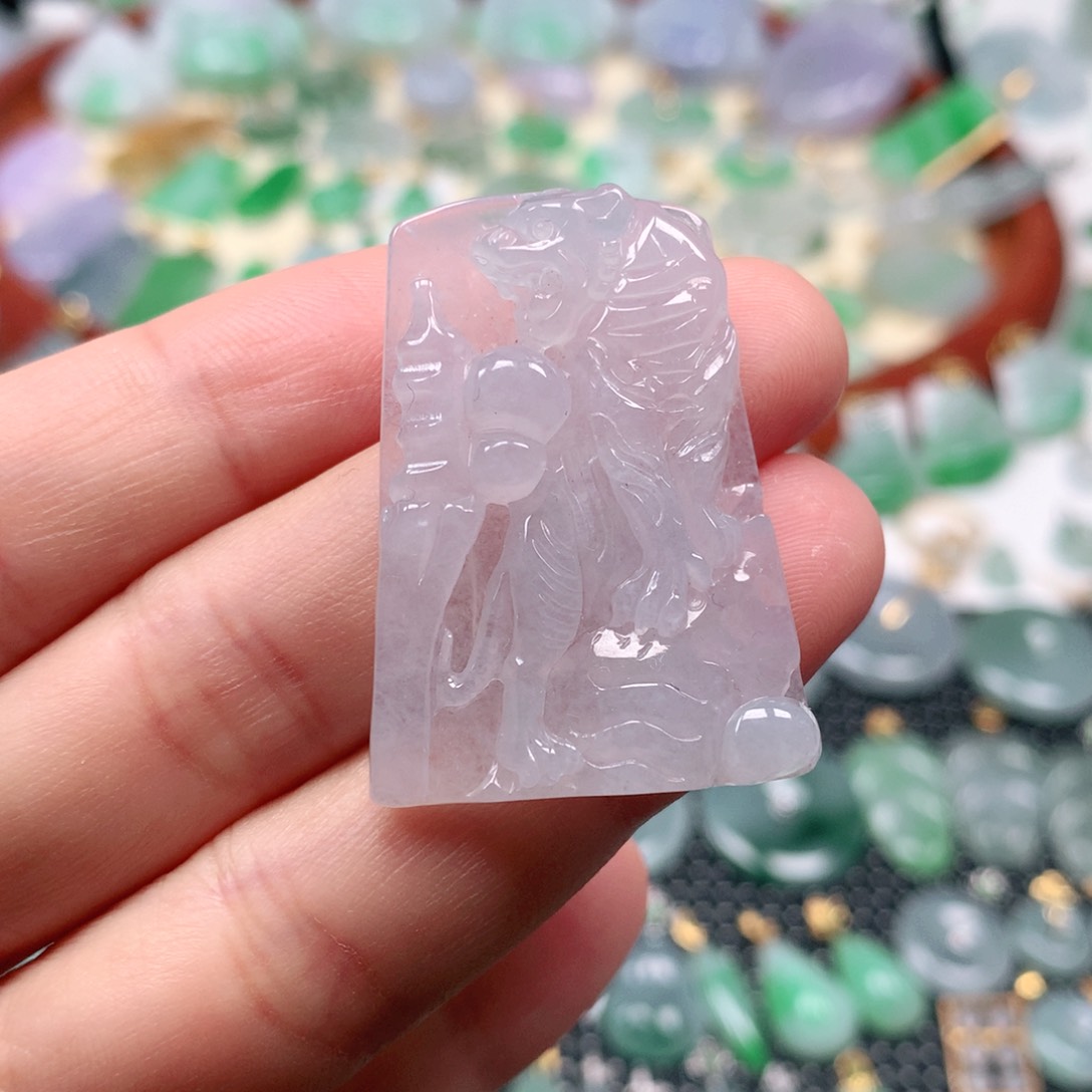 【闪购商品】翡翠吊坠(不含链)未镶嵌