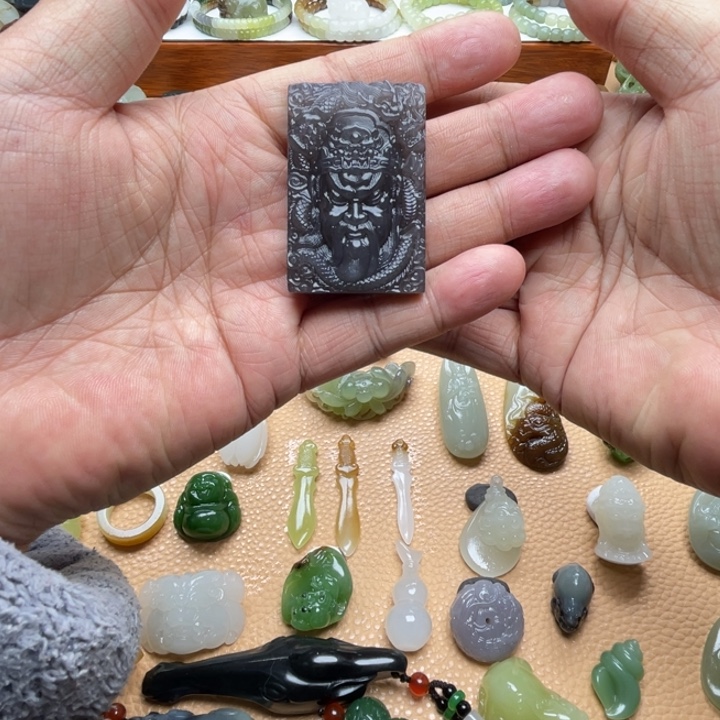 和田玉颈饰未镶嵌定制款