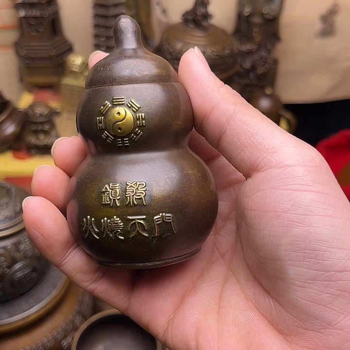 精美铜器点击下单