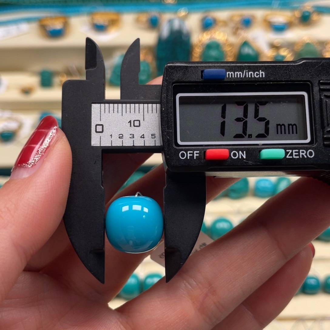 未镶嵌绿松石珠宝奇石老型