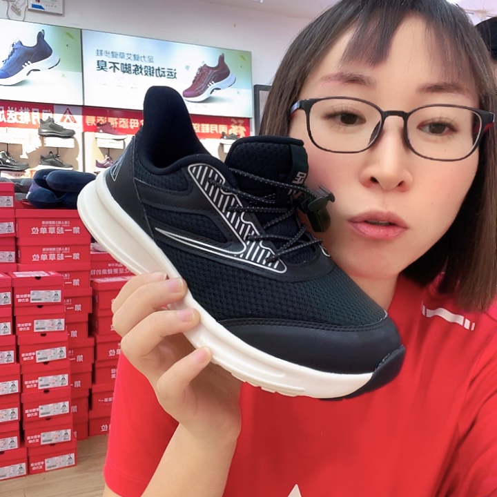 Z***g43码黑色黑色黑色黑色