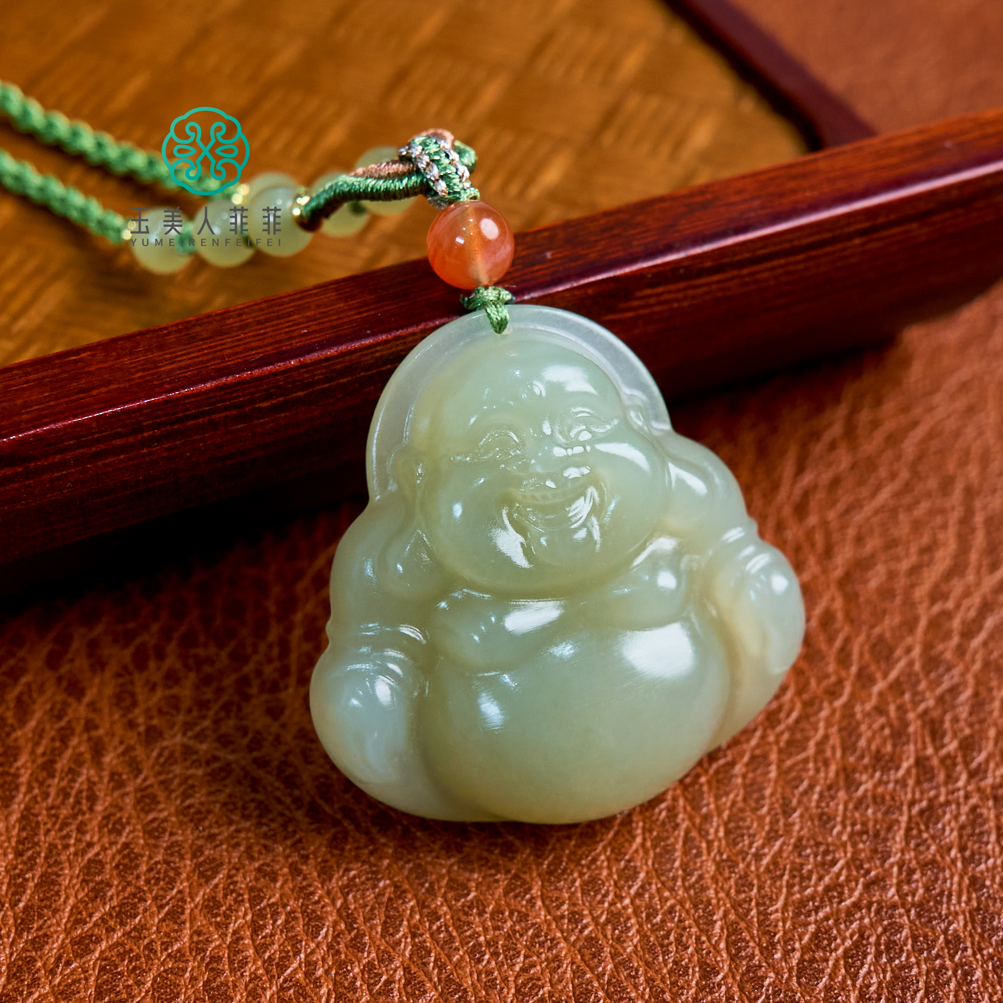 石惑珠宝~和田玉佛公约35mm吊坠%多样性发一