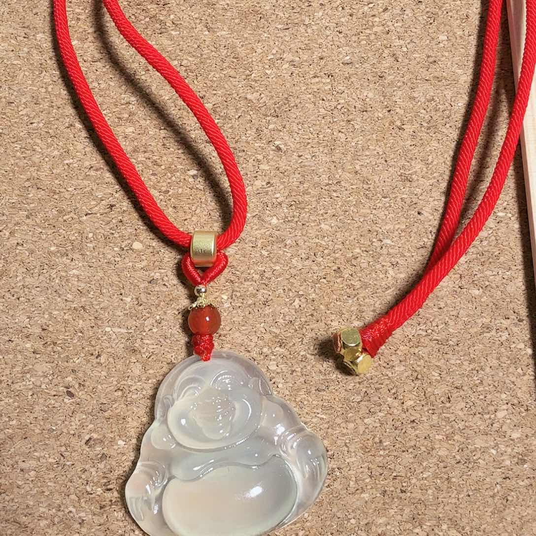 蛇纹石玉颈饰未镶嵌境***.佛公