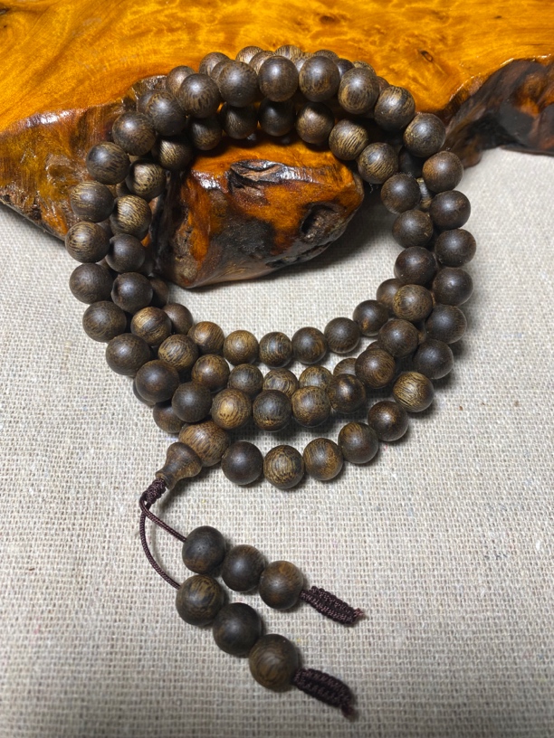 奇楠沉香108颗卡0.8手串九分沉