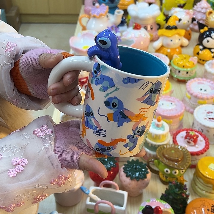 摆件陶瓷等行业的产品出口