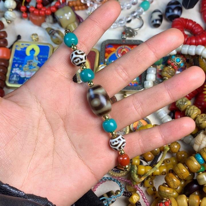 泥塑一**前藏式风格民俗手工艺