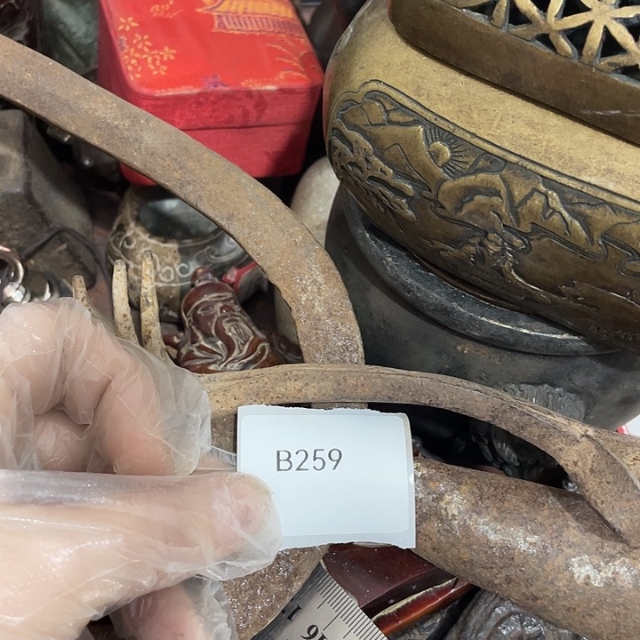 苏***，无纺布B259号工艺品