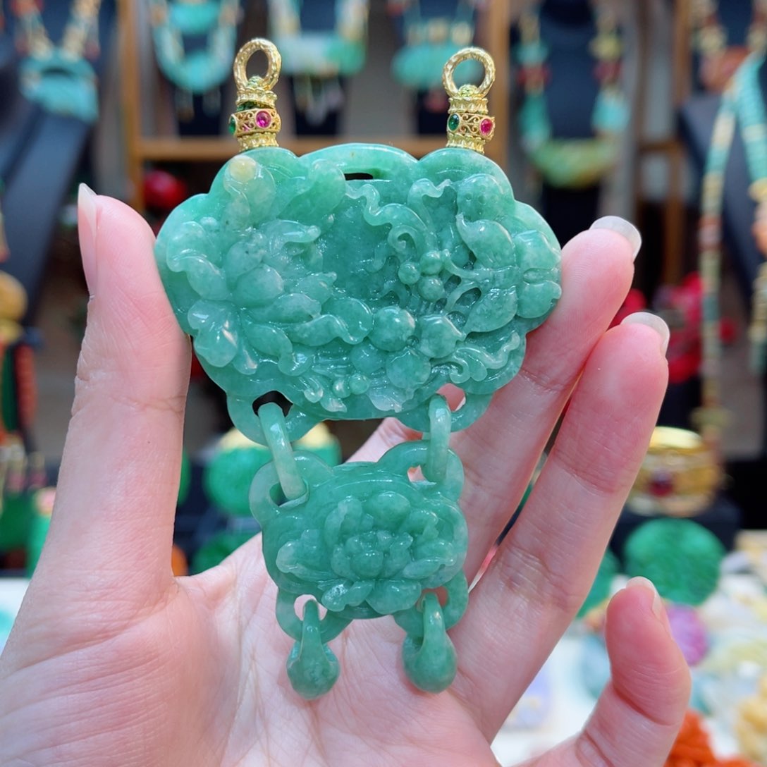 翡翠颈饰合金48小时鉴赏期