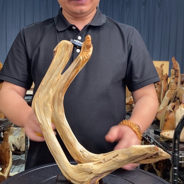 柏木（崖柏）随型摆件