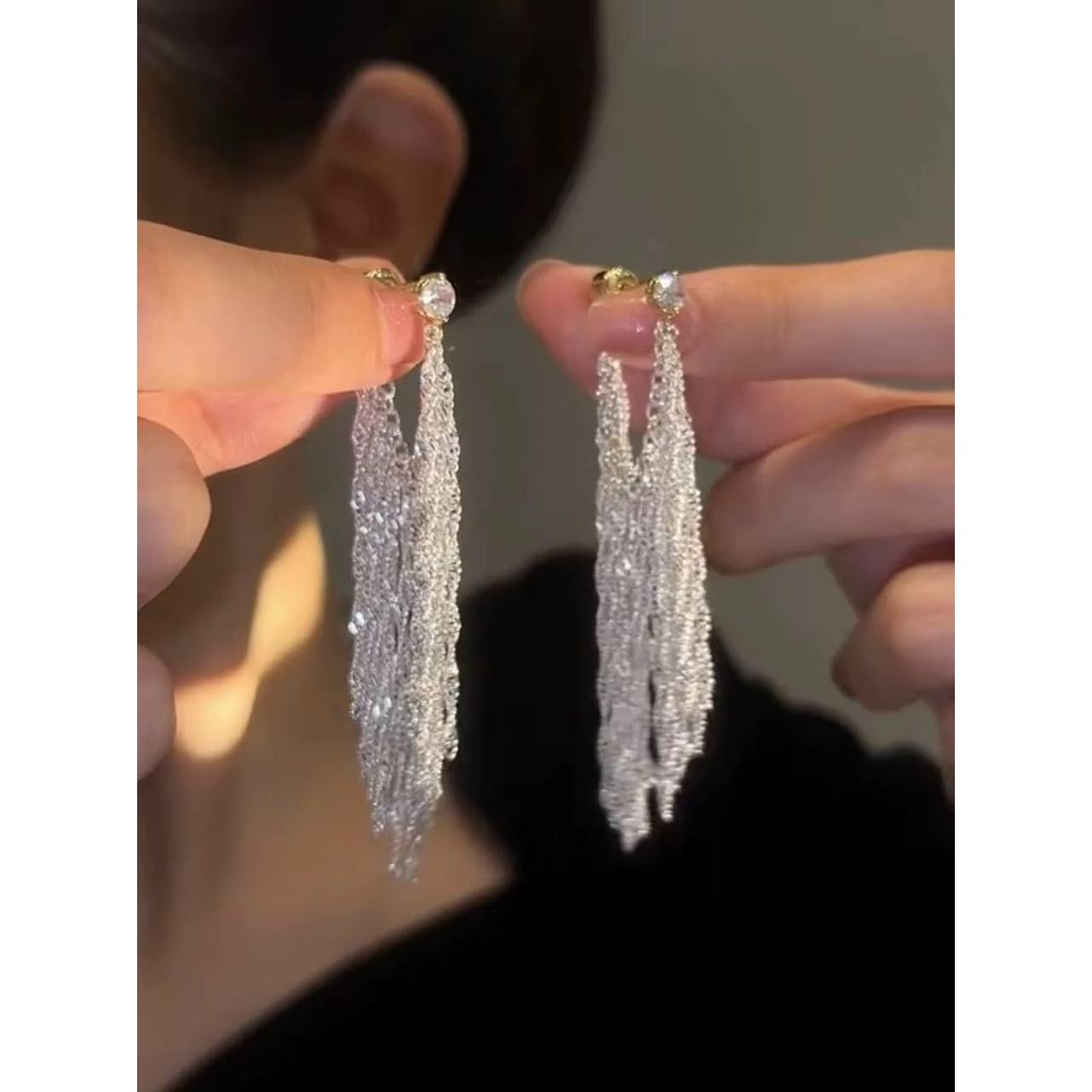 铜合金耳饰 专属感银河瀑布流苏耳环女气质长款耳坠精致耳饰N2670