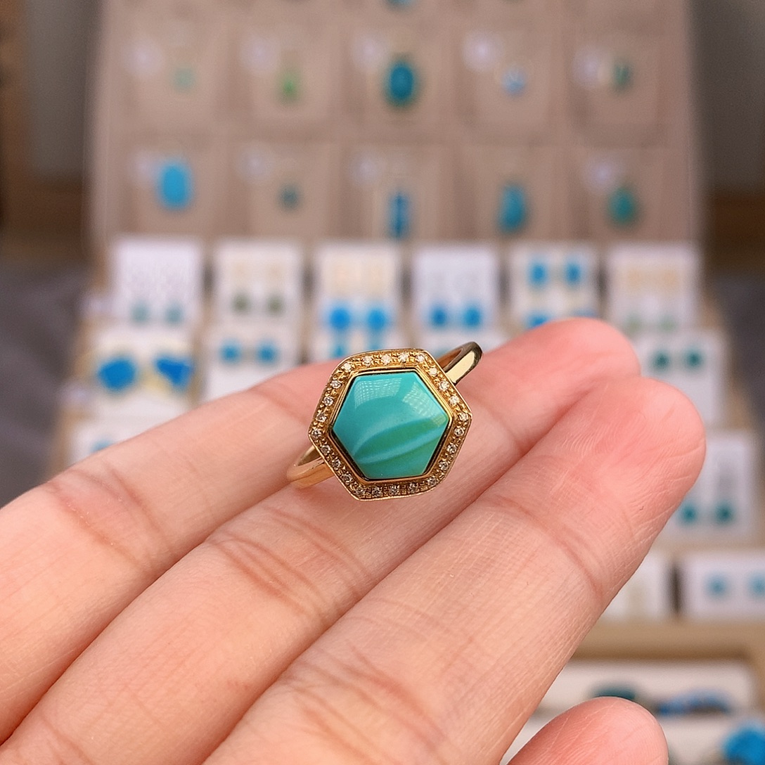 绿松石18K金镶嵌颈饰戒指