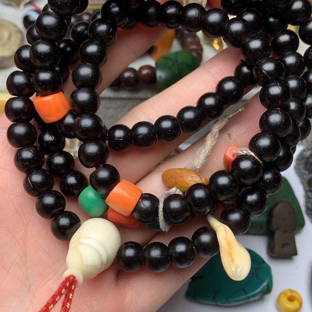 颜***龙手串/手链小叶紫檀