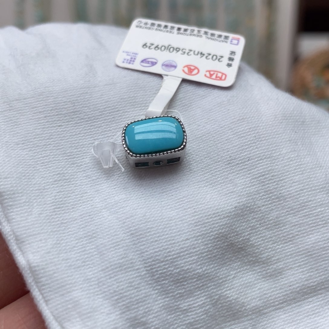 绿松石珠宝奇石银S925镶嵌