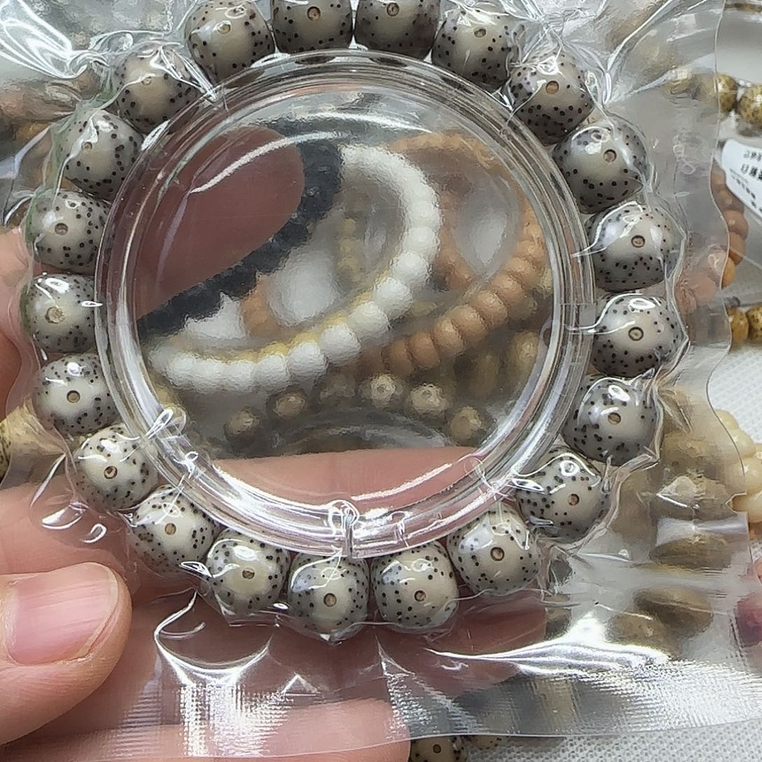 手串星月菩提24高端卡姿兰灰包白11×10单圈