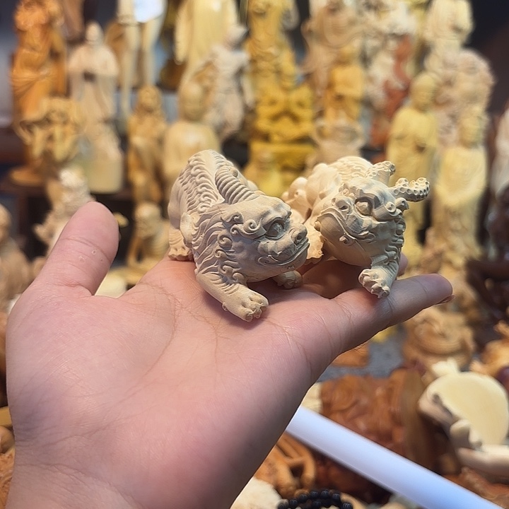 黄杨木黄杨木瑕疵貔貅