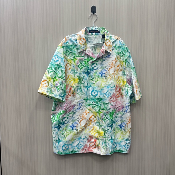 99新 LouisVuitton/路易威登  蜡笔短袖衬衫 尺码：XXL 10758