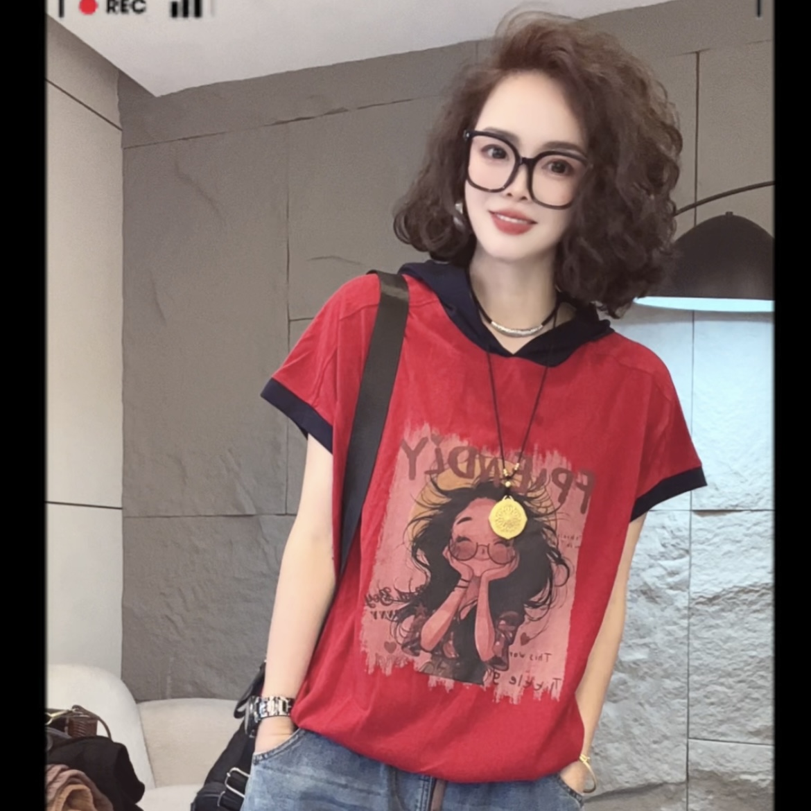 聪聪019夏季连帽百搭印花休闲上衣T恤