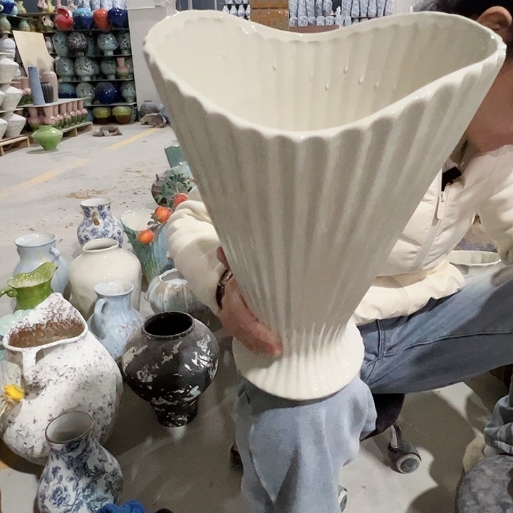 陶摆件景德镇陶瓷花瓶正品