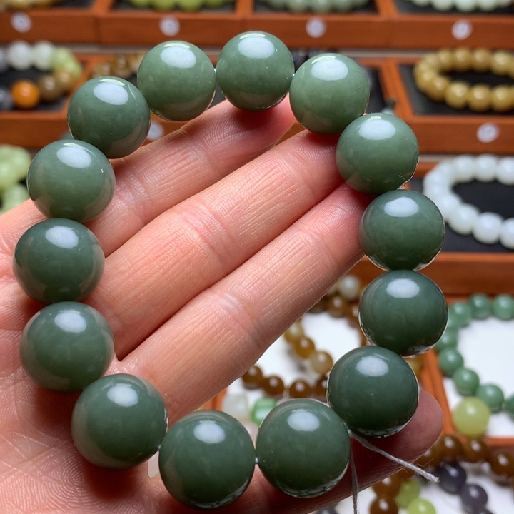 和田玉手串未镶嵌