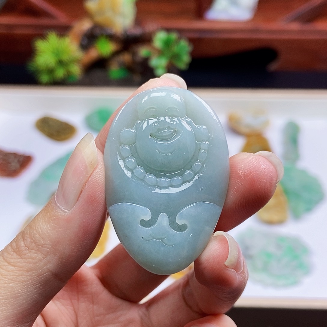 定制翡翠未镶嵌佛