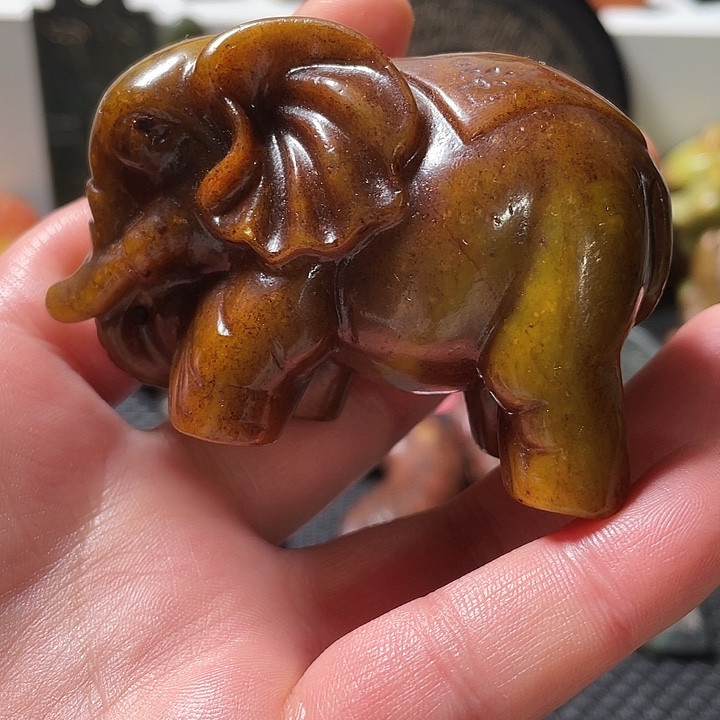 蛇纹石玉未镶嵌挂件