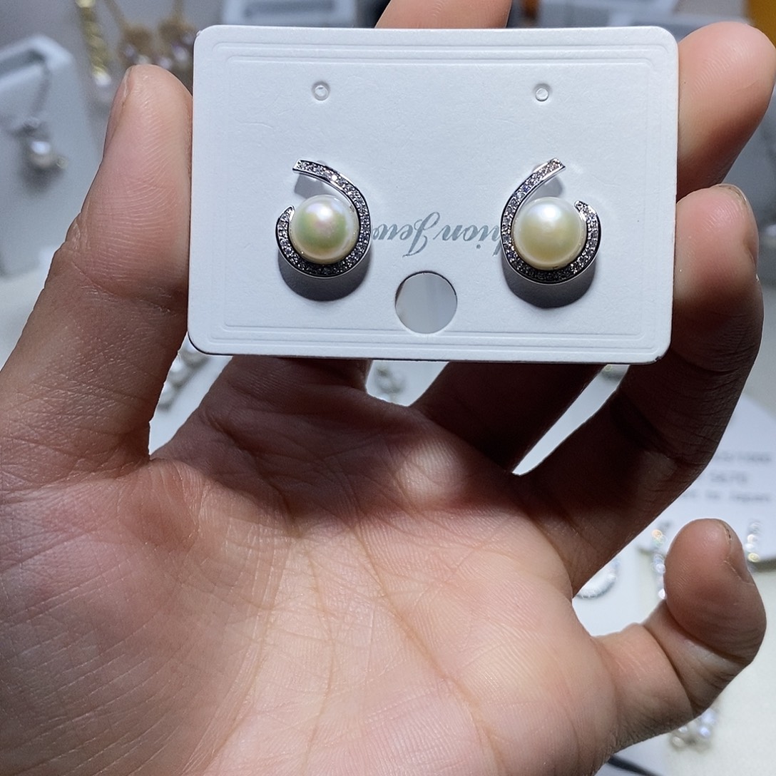 未镶嵌淡水珍珠耳饰